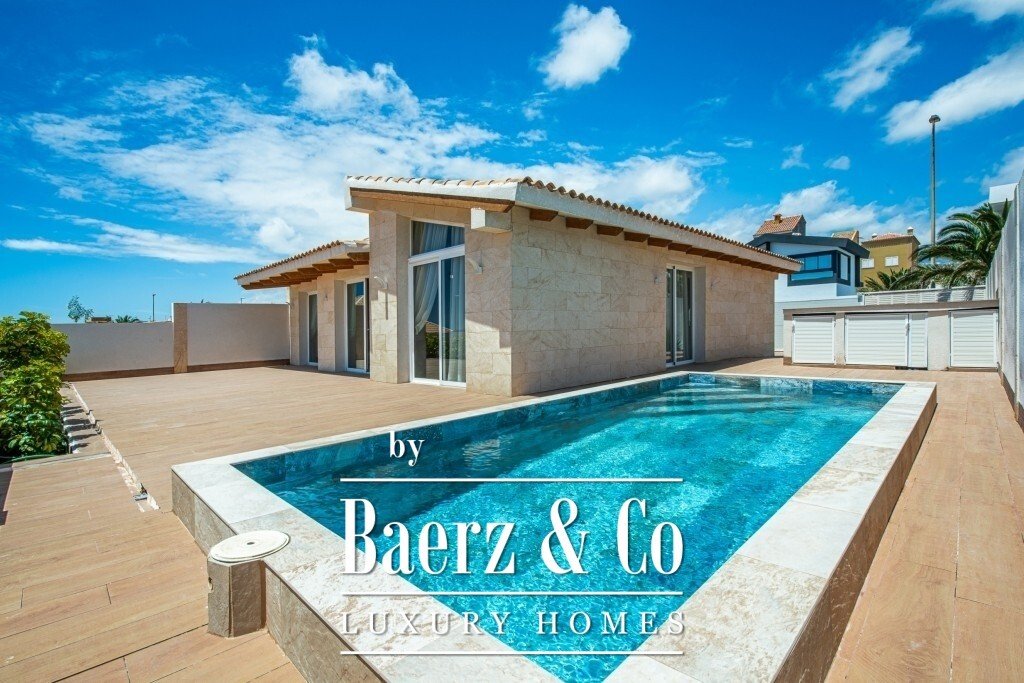 Bungalow in Arico, Canary Islands, Spain 1 - 19132231