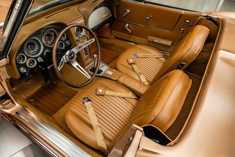 Cabriolet in Plymouth, United States 3 - 19128448