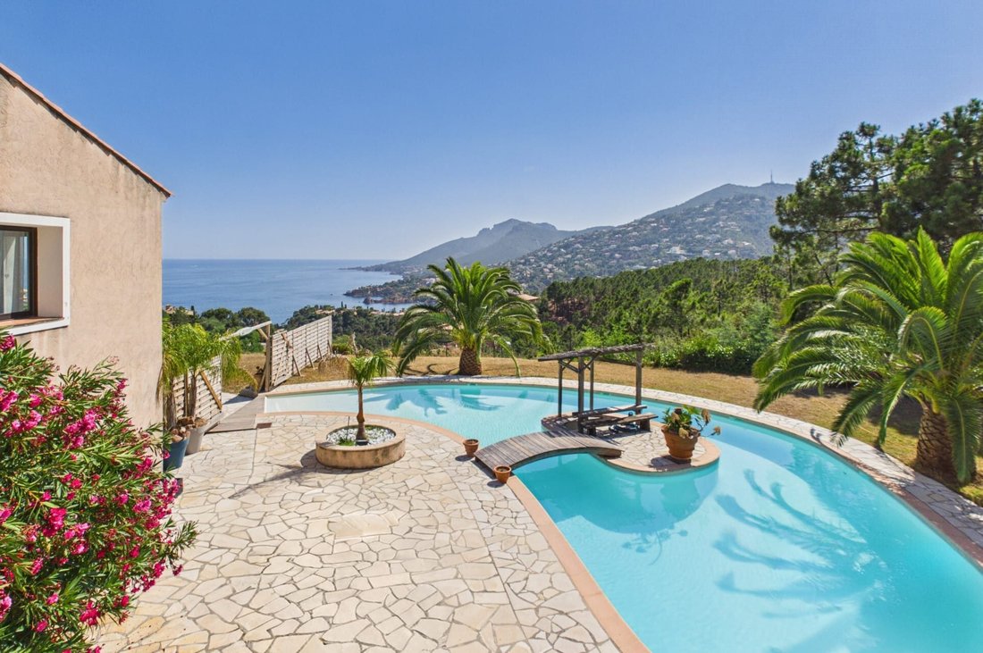 Villa a Théoule-sur-Mer, Provenza-Alpi-Costa Azzurra, Francia 3 - 18684430