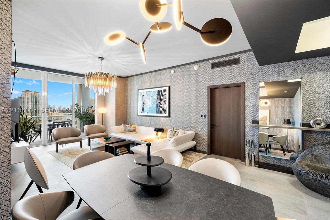 Condo in Miami Beach, Florida, United States 1 - 19130661