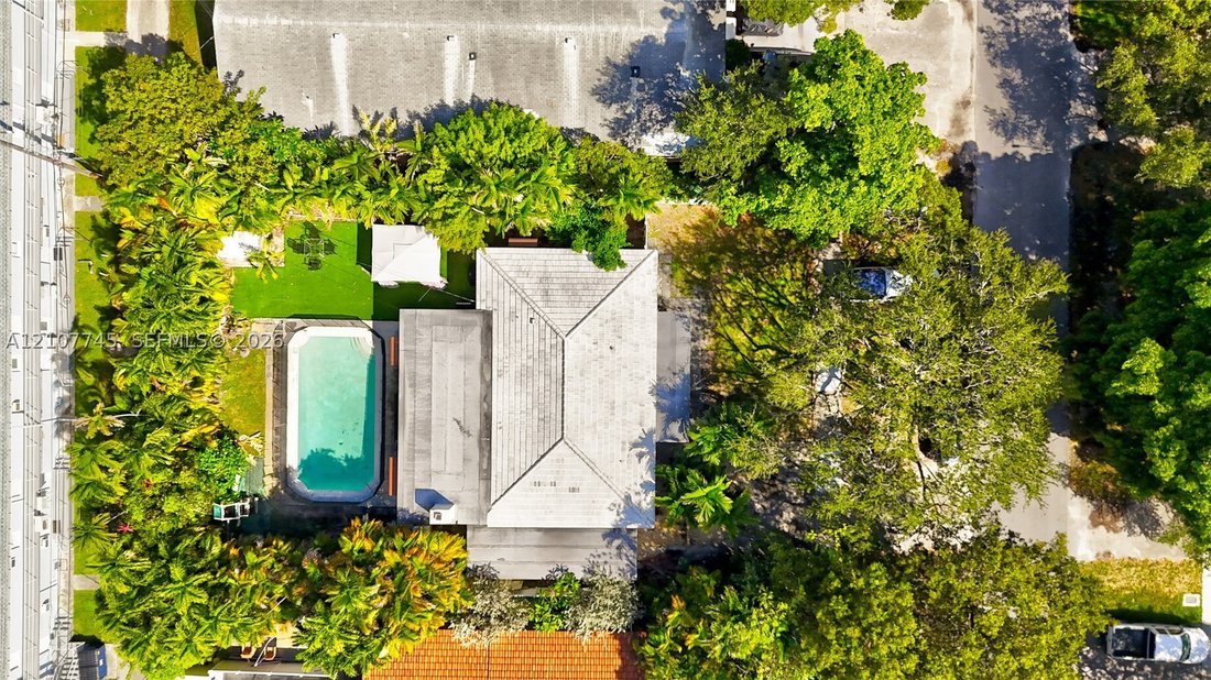 Casa en Hallandale Beach, Florida, Estados Unidos 2 - 19123260