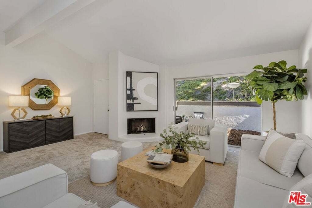 Townhouse en Los Ángeles, California, Estados Unidos 2 - 19124644