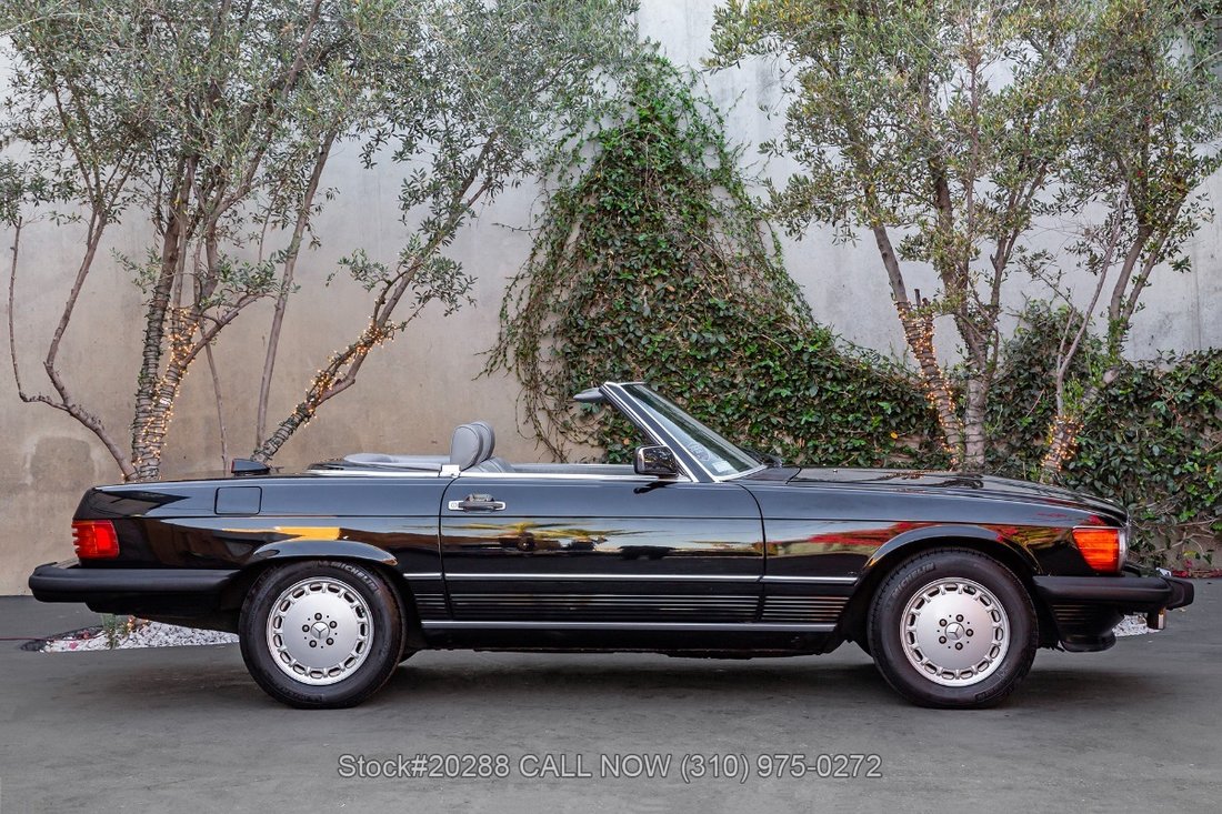Mercedes-Benz 560SL in Los Angeles, CA 4 - 19129105