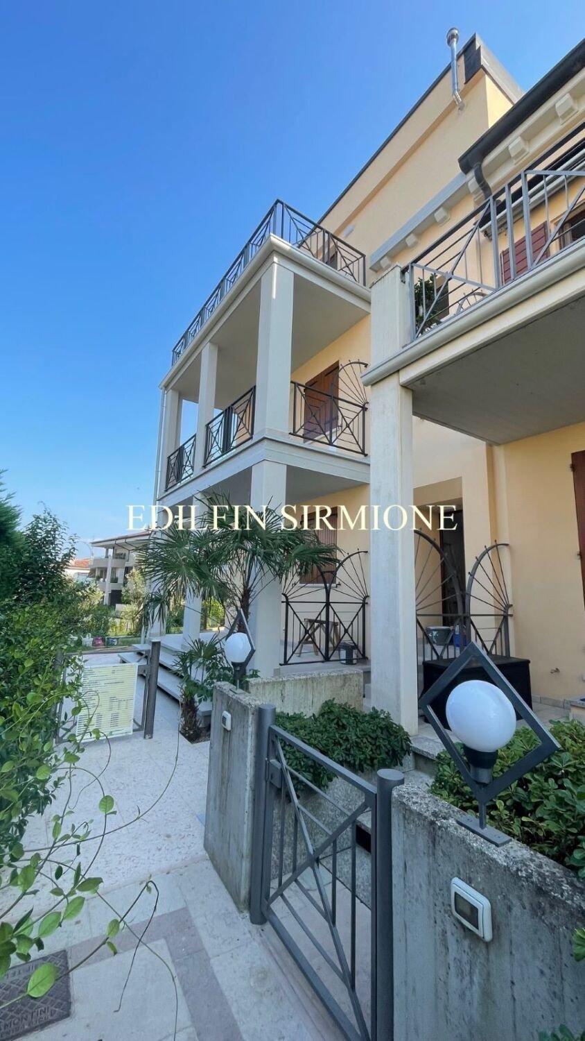 Penthouse in Centro Storico, Desenzano del Garda, Lombardy 2 - 16832617