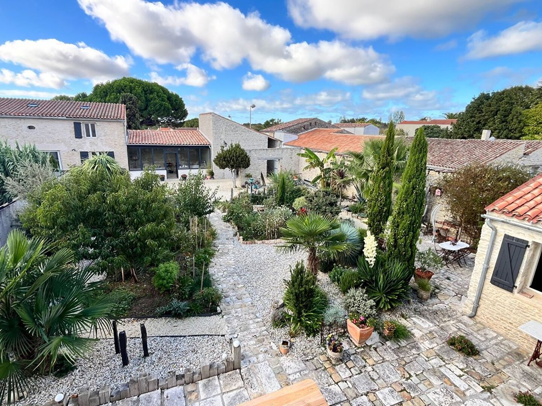 Maison à Saint-Georges-d'Oléron, Nouvelle-Aquitaine, France 1 - 19126478