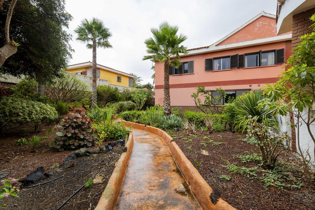 Villa in San Cristobal de La Laguna, Canary Islands, Spain 1 - 19121332