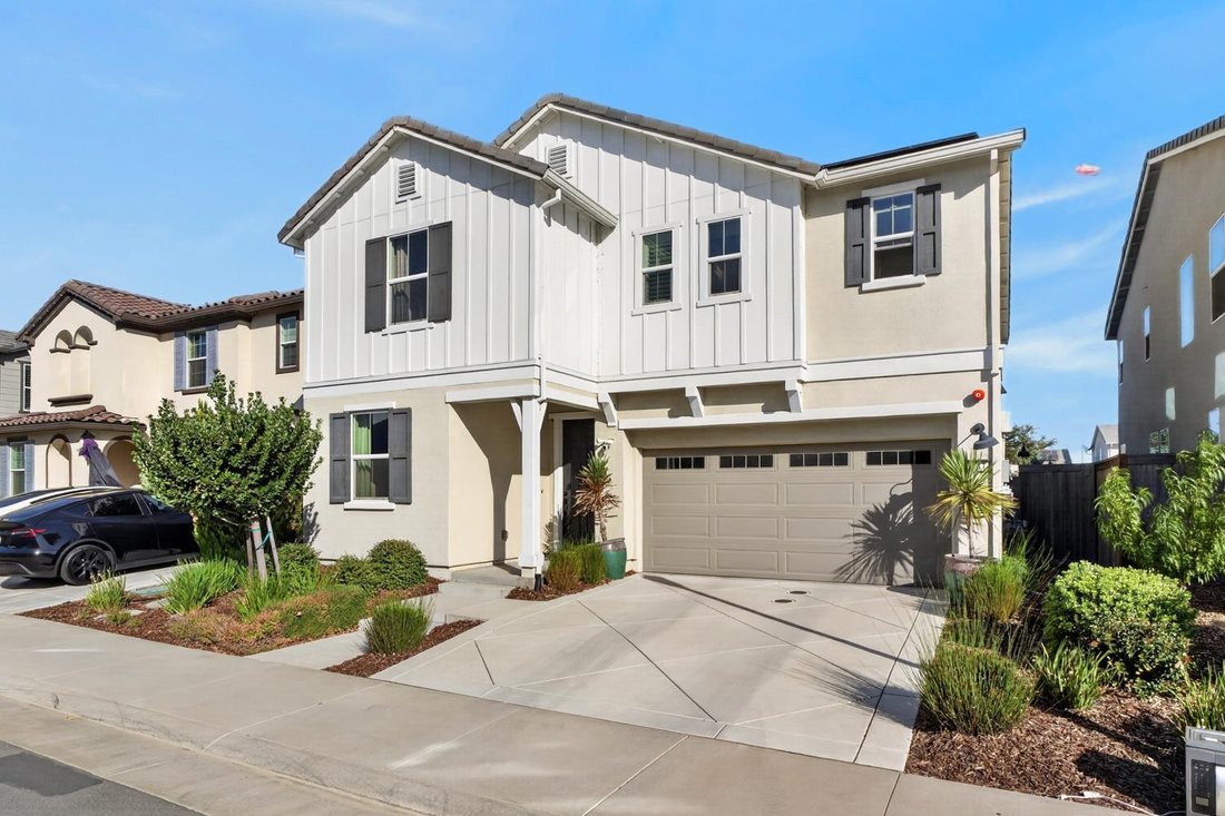 House in Elk Grove, California, United States 2 - 19123478