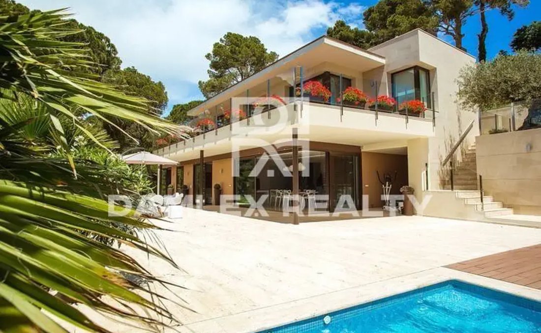 Casa en Tosa de Mar, Cataluña, España 2 - 10731364