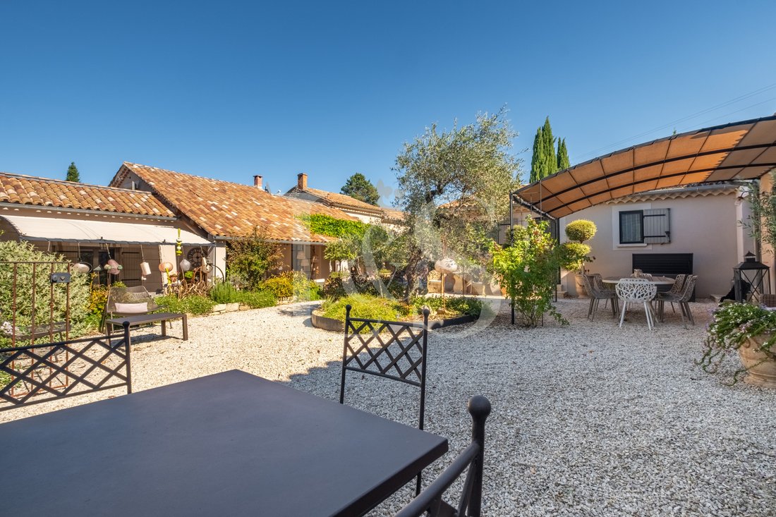 Villa in Loriol-du-Comtat, Provence-Alpes-Côte d'Azur, Frankreich 2 - 19133771