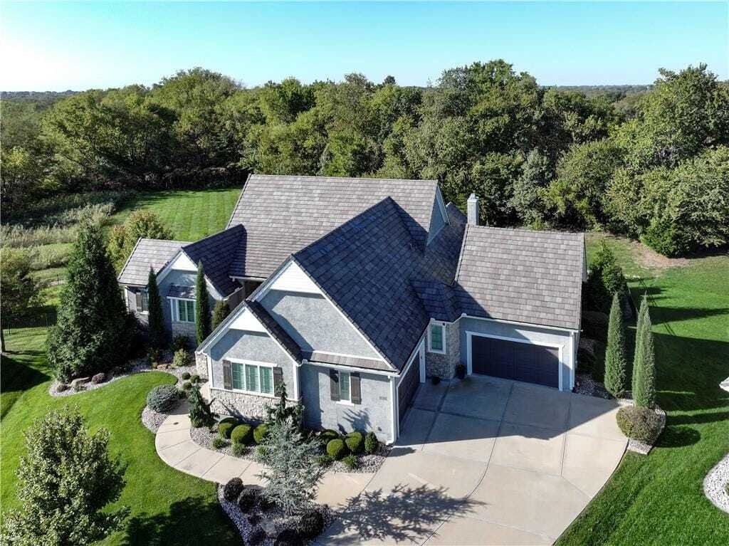 House in Overland Park, Kansas, United States 1 - 19127891