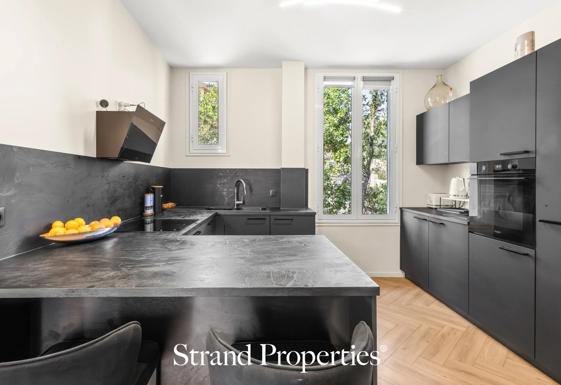 Appartement à Nice, Provence-Alpes-Côte d'Azur, France 2 - 19131728