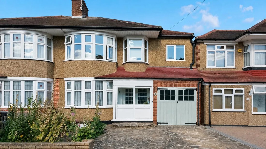 House in Ruislip Manor, Hillingdon, England 1 - 19121886
