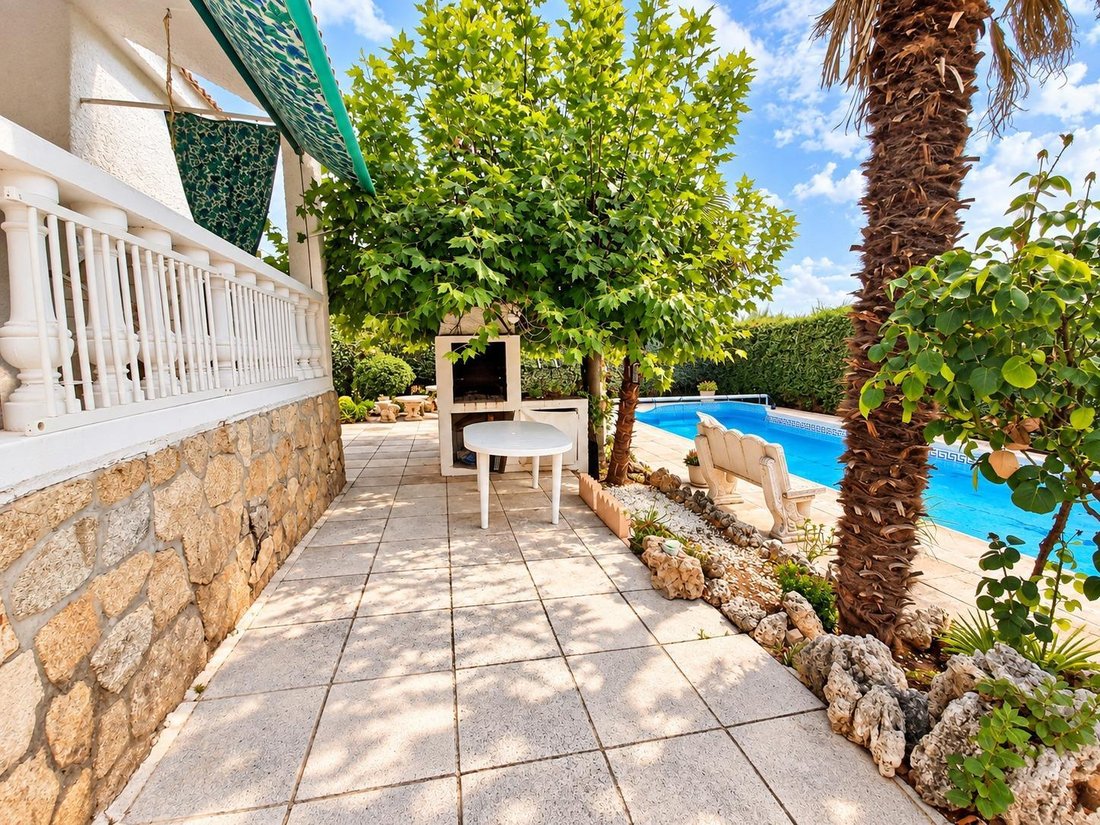 Villa in Torrejon del Rey, Castile-La Mancha, Spain 3 - 19126021
