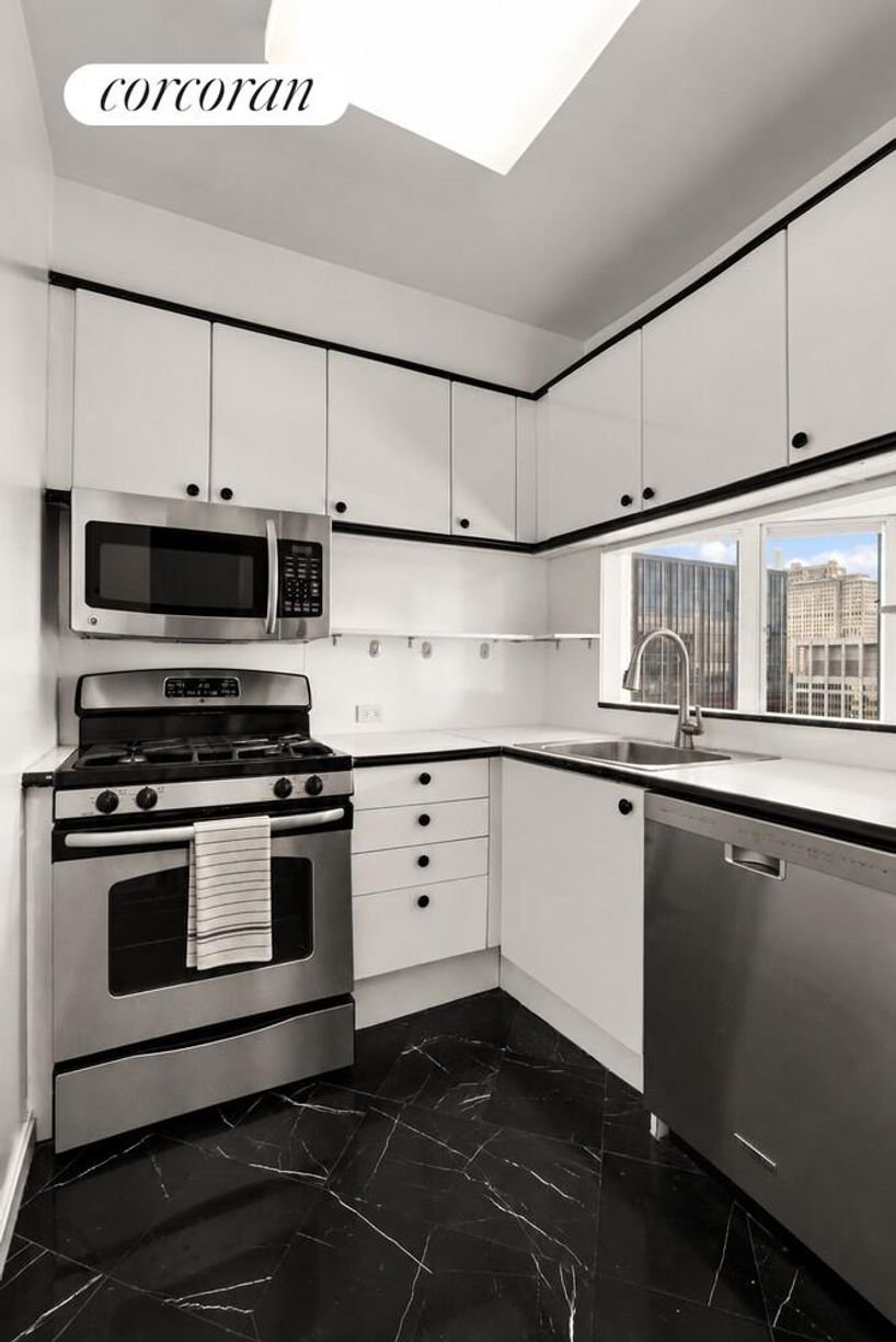 Condo in New York, New York, United States 5 - 19135687