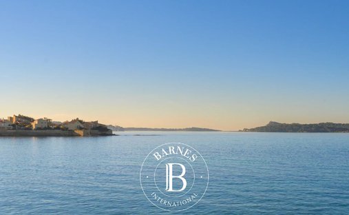 Villa à Six-Fours-les-Plages, Provence-Alpes-Côte d'Azur, France 1