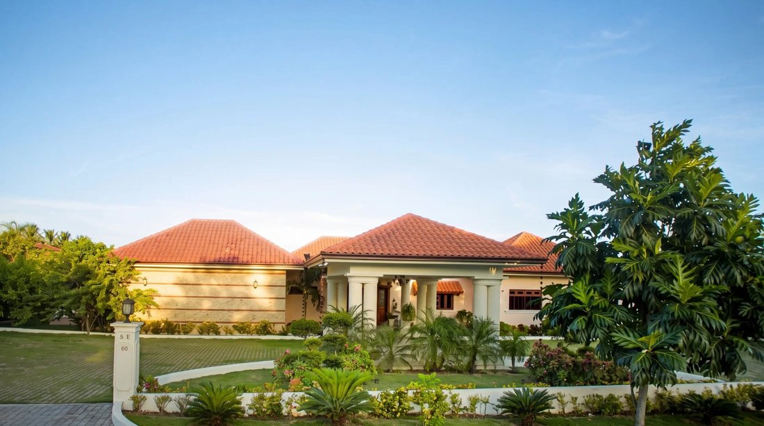 Villa in La Romana, La Altagracia Province, Dominican Republic 1 - 18806690
