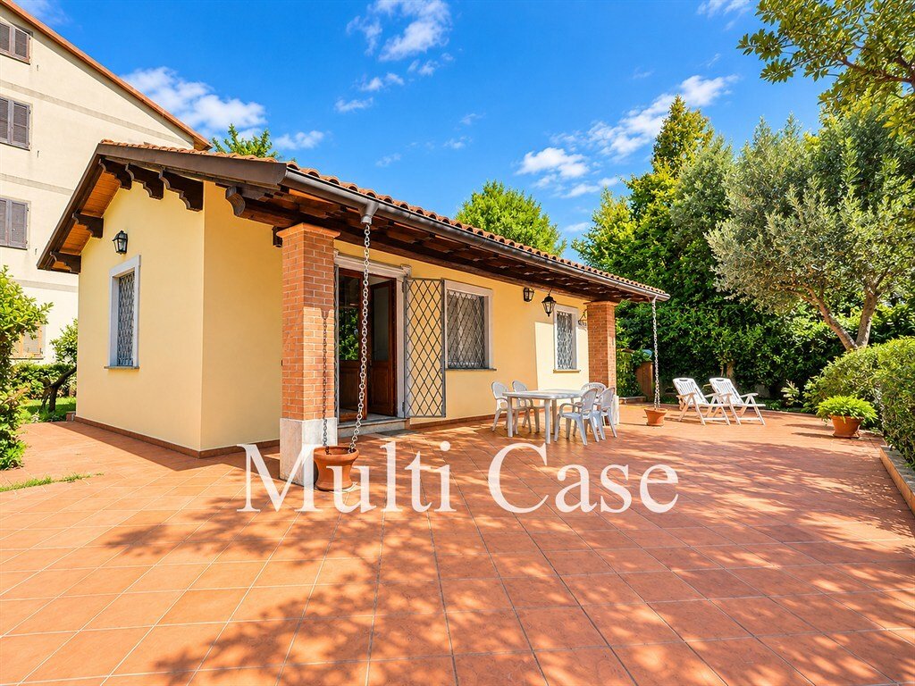 Villa a Pietrasanta, Toscana, Italia 1 - 19131786
