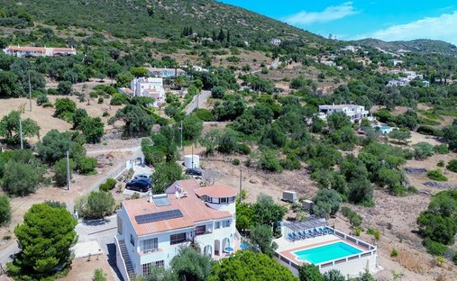 Villa in Faro (Se e Sao Pedro), Algarve, Portugal 1