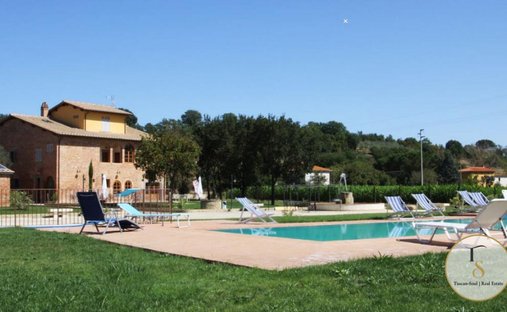 Country House in Centro, Arezzo, Tuscany 1