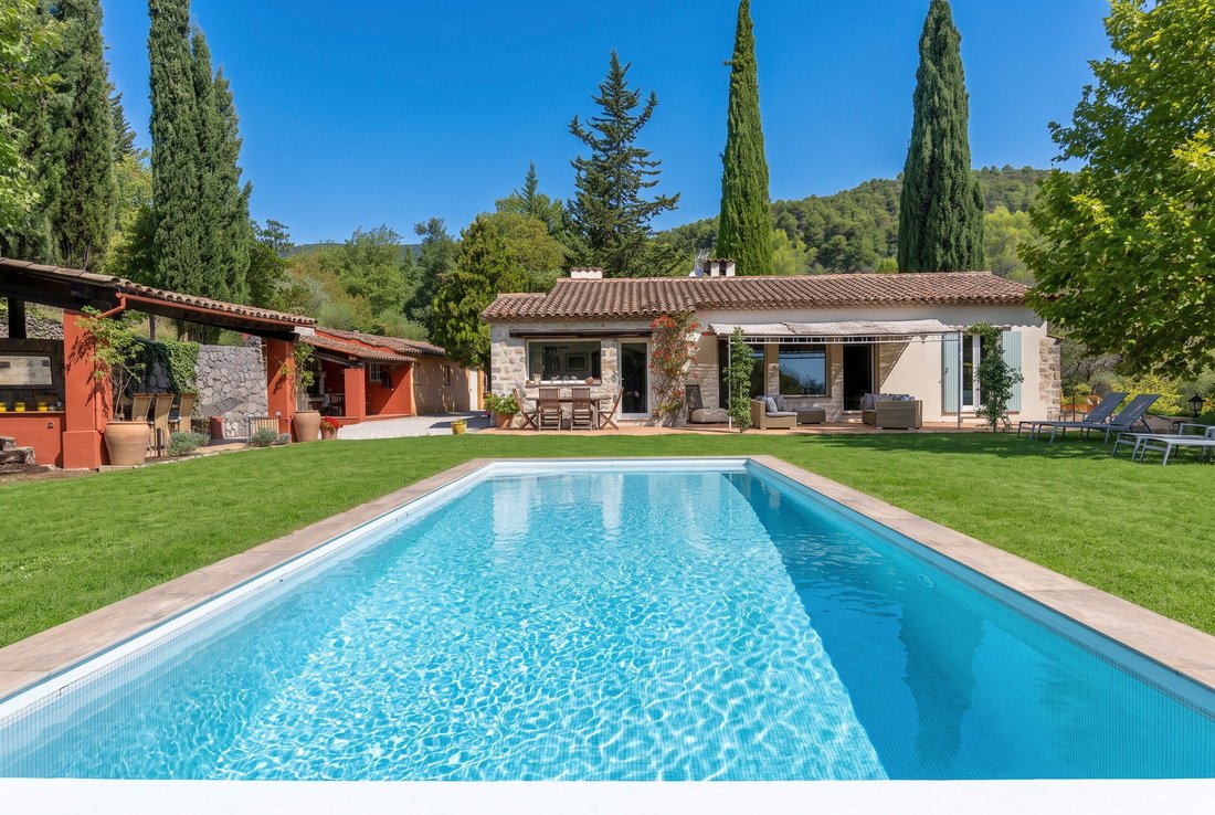 House in Fayence, Provence-Alpes-Côte d'Azur, France 1 - 19126045