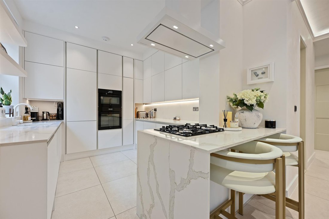 Apartment in Little Venice, Westminster, England 4 - 19128480
