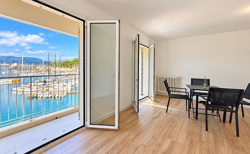 Wohnung in Dorf, Saint-Mandrier-sur-Mer, Frankreich 1