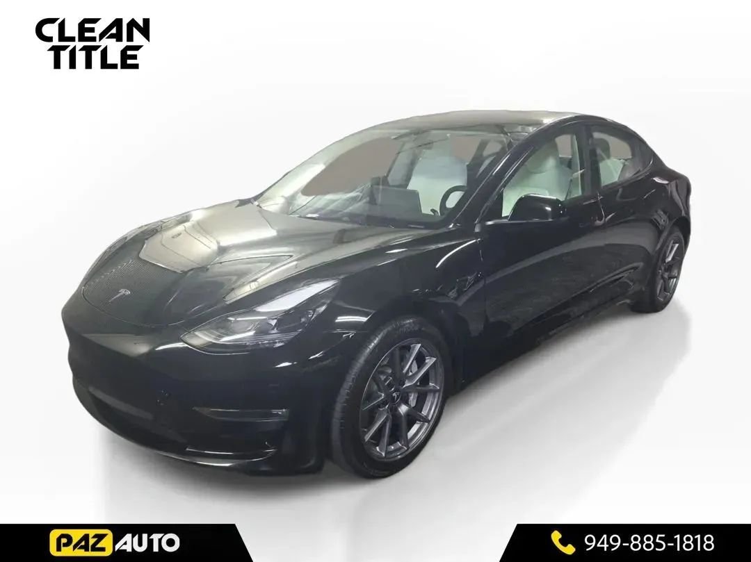 Sedan in Laguna Hills, CA, United States 1 - 19134067