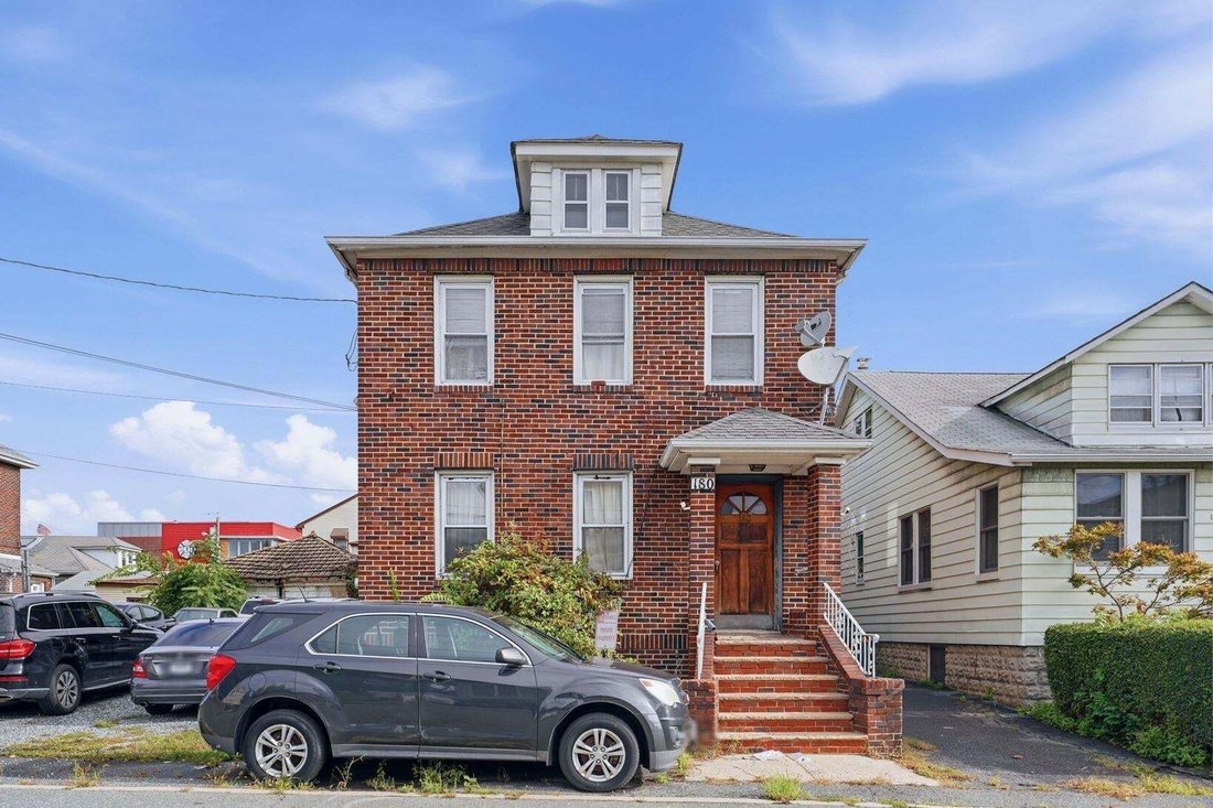 House in Secaucus, New Jersey, United States 1 - 19120907