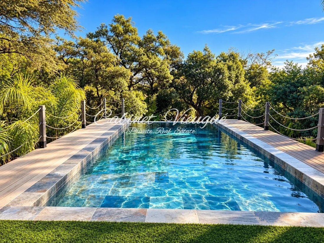 Villa in Grimaud, Provence-Alpes-Côte d'Azur, France 3 - 19128933
