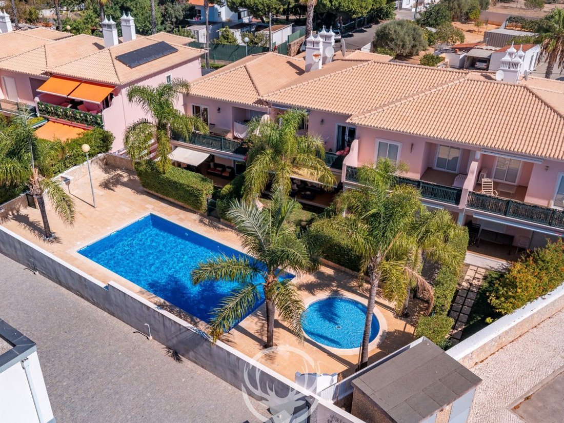 Residenza a Olhos de Agua, Algarve, Portogallo 1 - 19124053