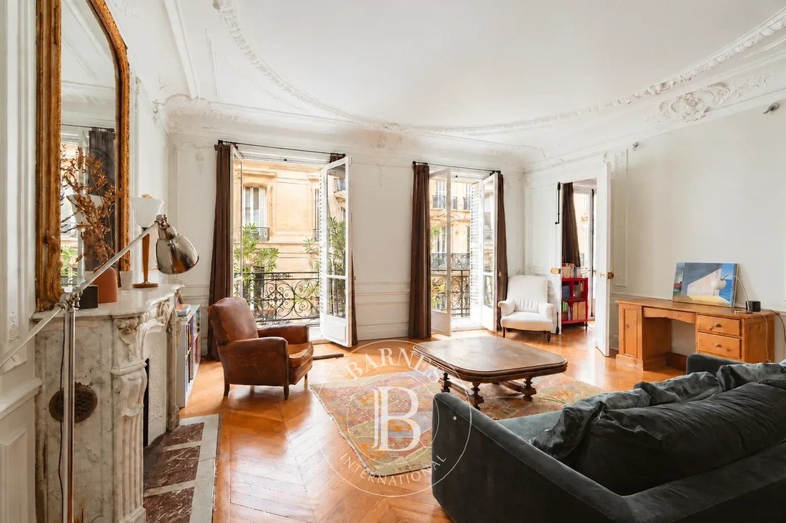 Apartment in Trudaine-Maubeuge, Paris 9e Arrondissement, Paris 5 - 19122497