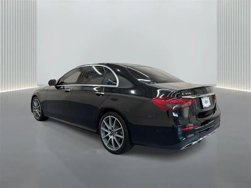 Sedan in East Windsor, NJ, United States 3 - 19127477