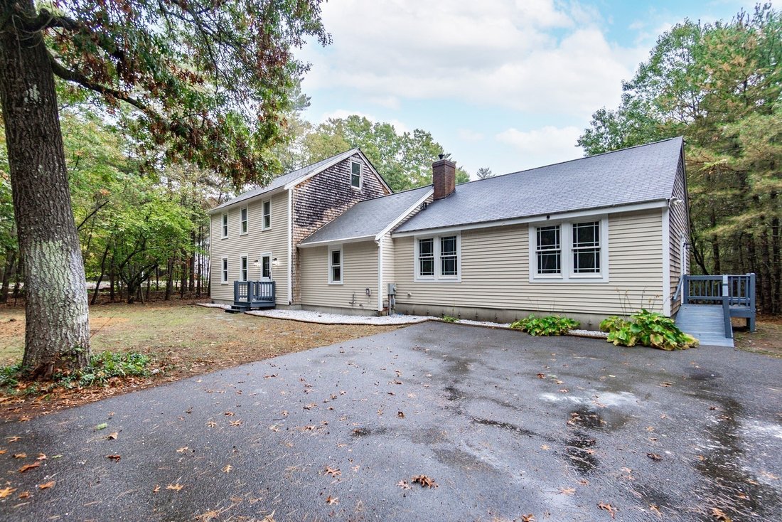 House in Carver, Massachusetts, United States 4 - 19135304