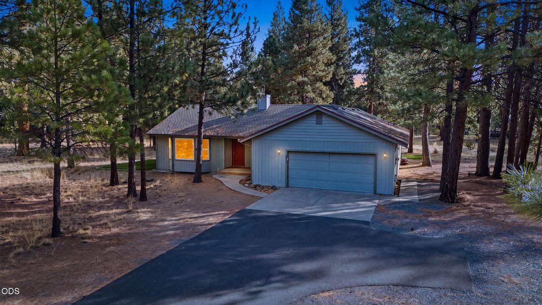 House in Sisters, Oregon, United States 1 - 19124017