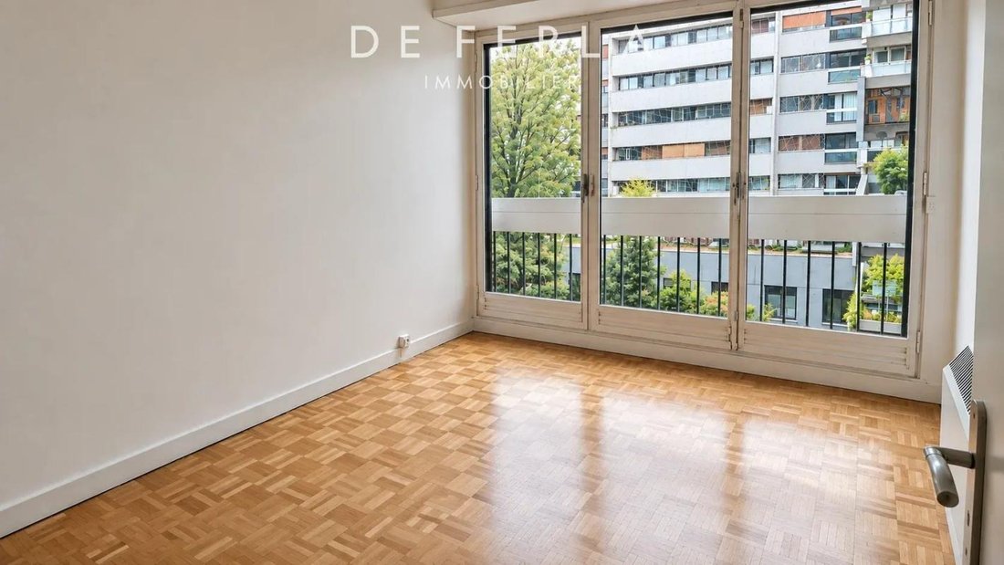 Apartment in Nation-Alexandre Dumas, Paris 11e Arrondissement, Paris 4 - 19126440