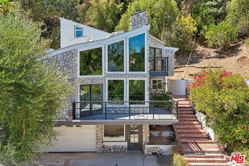 House in Los Angeles, California, United States 1 - 19128757