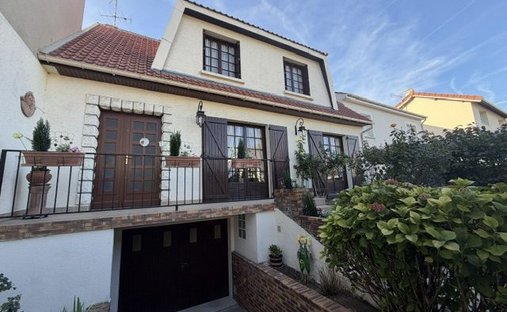 Haus in Le Blanc-Mesnil, Île-de-France, Frankreich 1