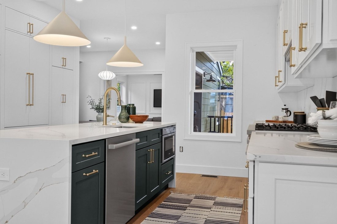 House in Somerville, Massachusetts, United States 5 - 19123376
