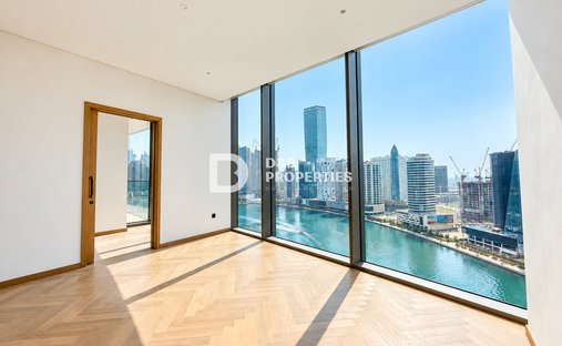 Apartment in Business Bay, Dubai, United Arab Emirates 1
