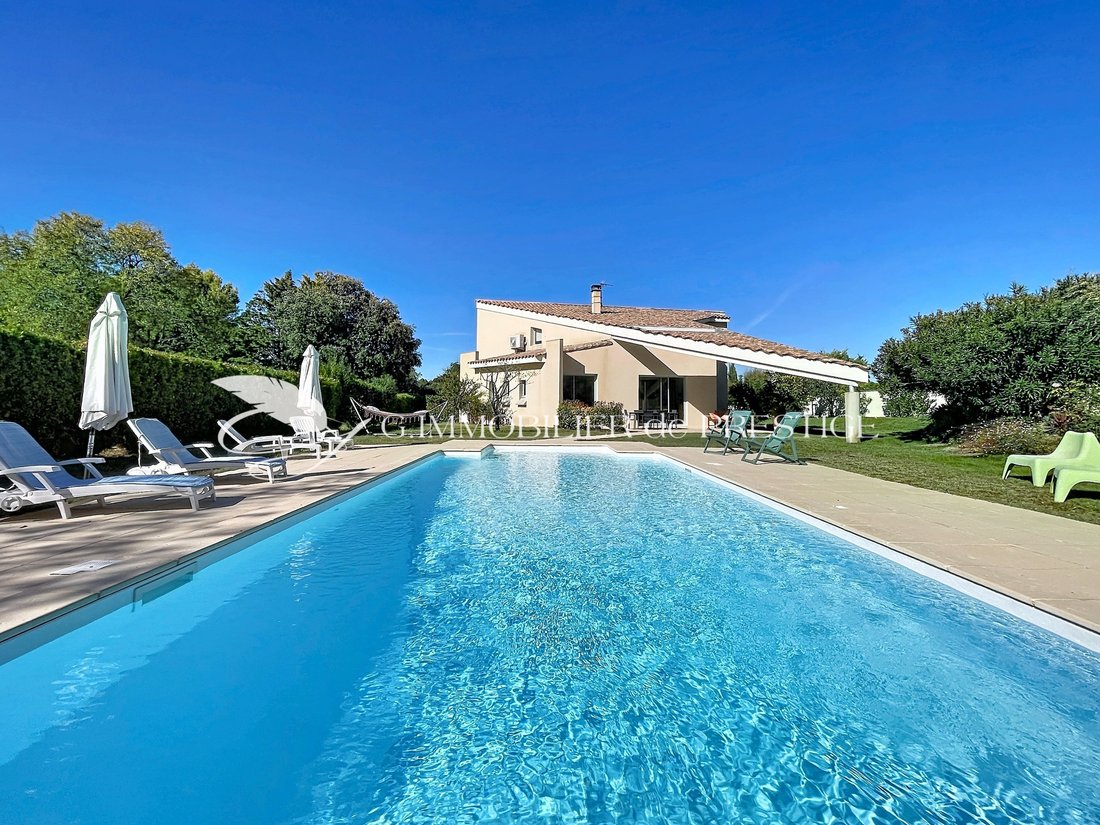 Villa in La Roque-sur-Pernes, Provence-Alpes-Côte d'Azur, Frankreich 1 - 19126229