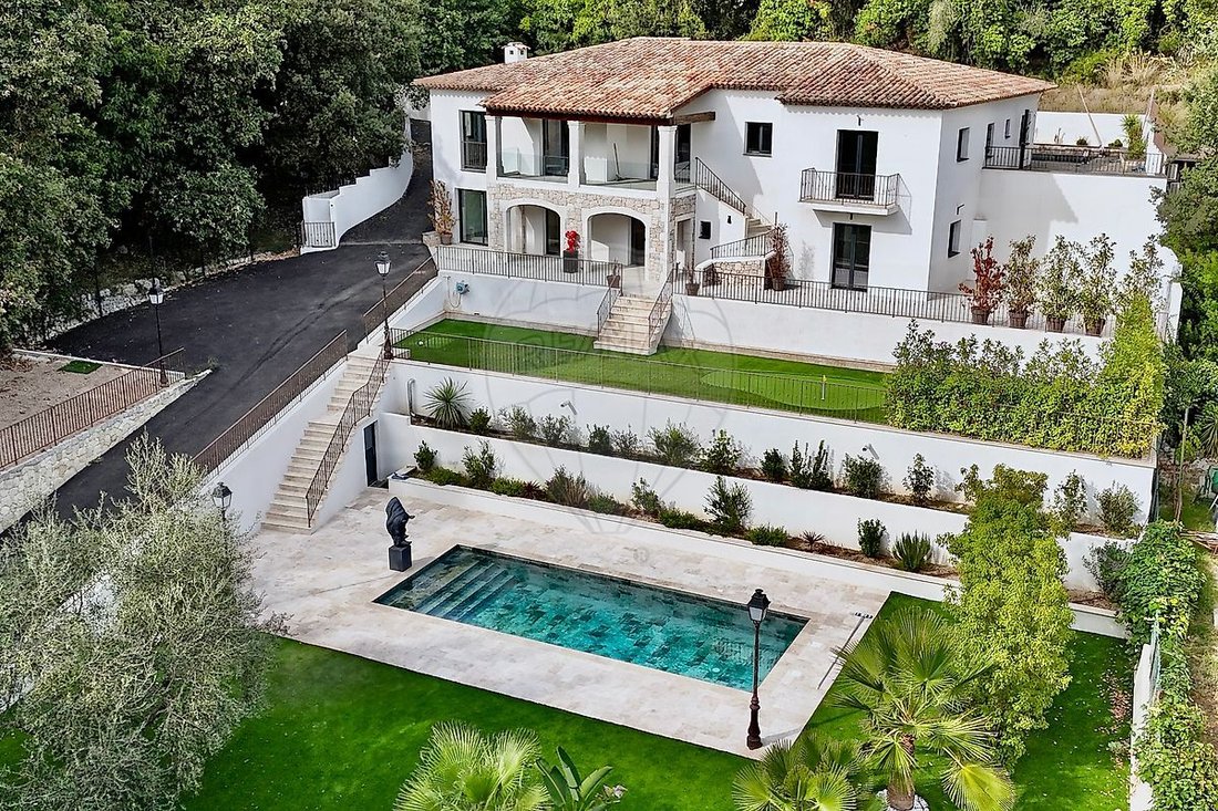 Maison à Nord, Roquefort-les-Pins, France 2 - 19126447