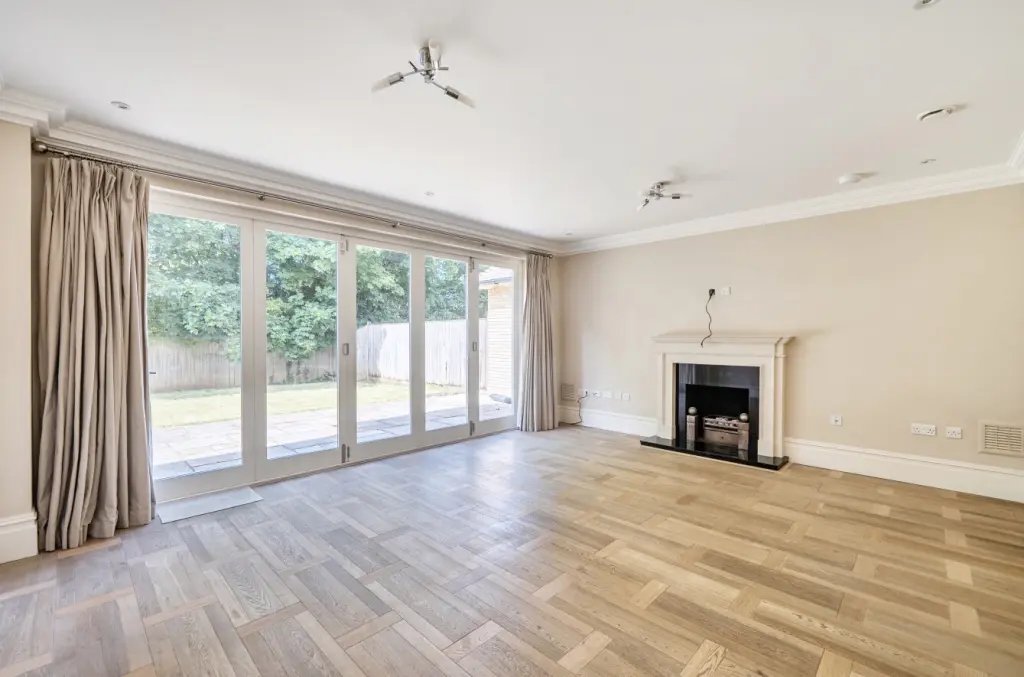 Casa a Mogador, Reigate and Banstead, Inghilterra 2 - 19125096