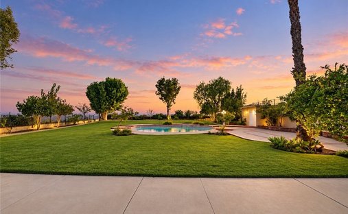 Casa a Walnut, California, Stati Uniti 1