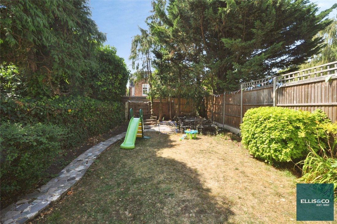 House in Finchley, Barnet, England 4 - 19122260