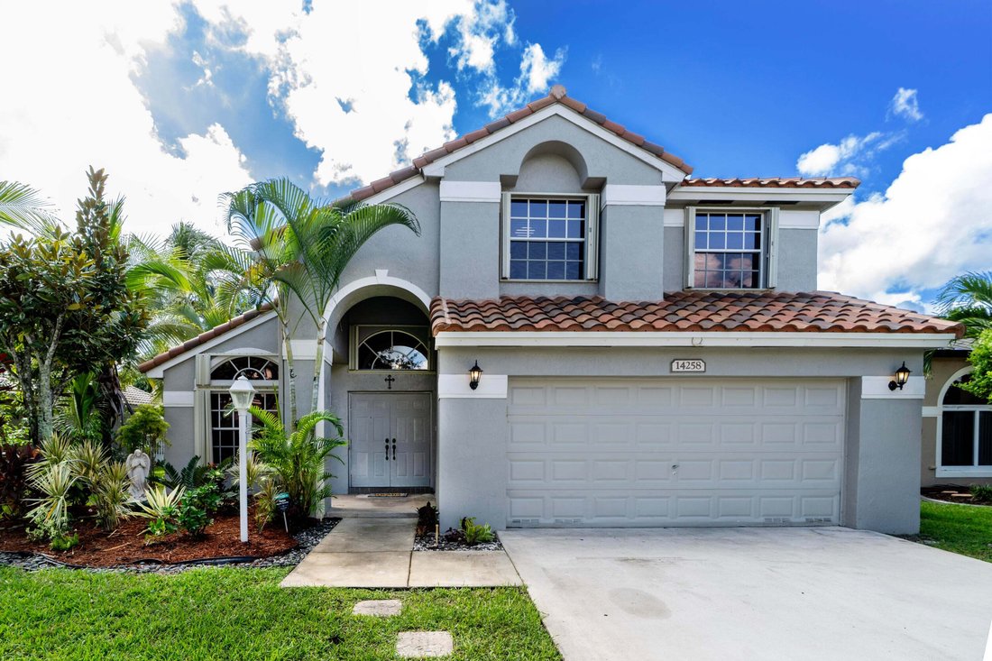 House in Pembroke Pines, Florida, United States 1 - 19128344