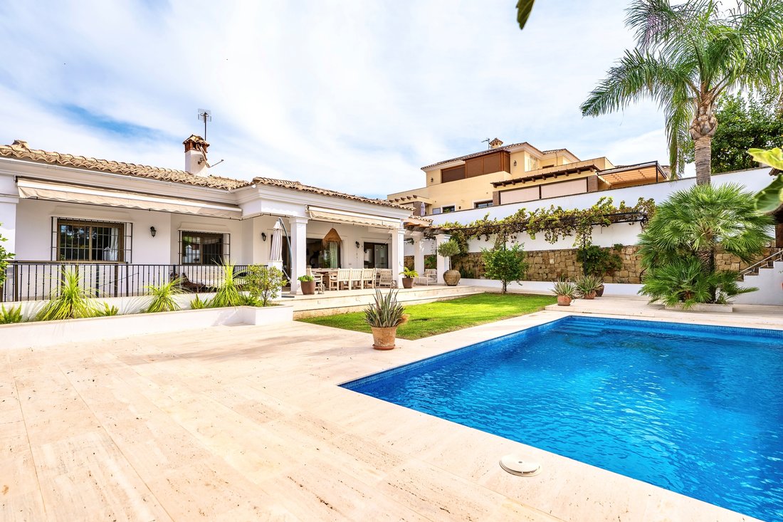 Villa in Marbella, Andalusia, Spain 2 - 19123091