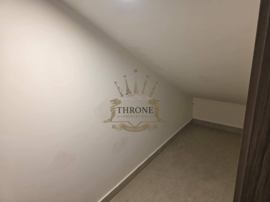 Townhouse in Damac Hills 2, Dubai, United Arab Emirates 5 - 19131010
