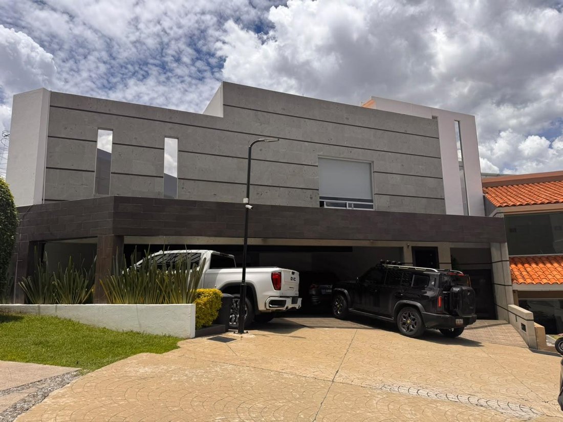 House in Ciudad López Mateos, State of Mexico, Mexico 2 - 19123654