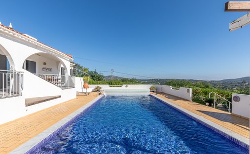 Villa à Santa Bárbara de Nexe, Algarve, Portugal 1