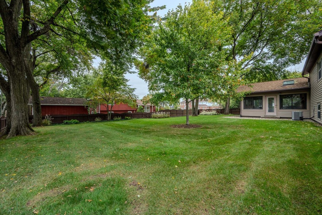 Maison à Downers Grove, Illinois, États-Unis 4 - 19128730